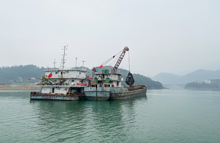 挖泥船作業1.jpg